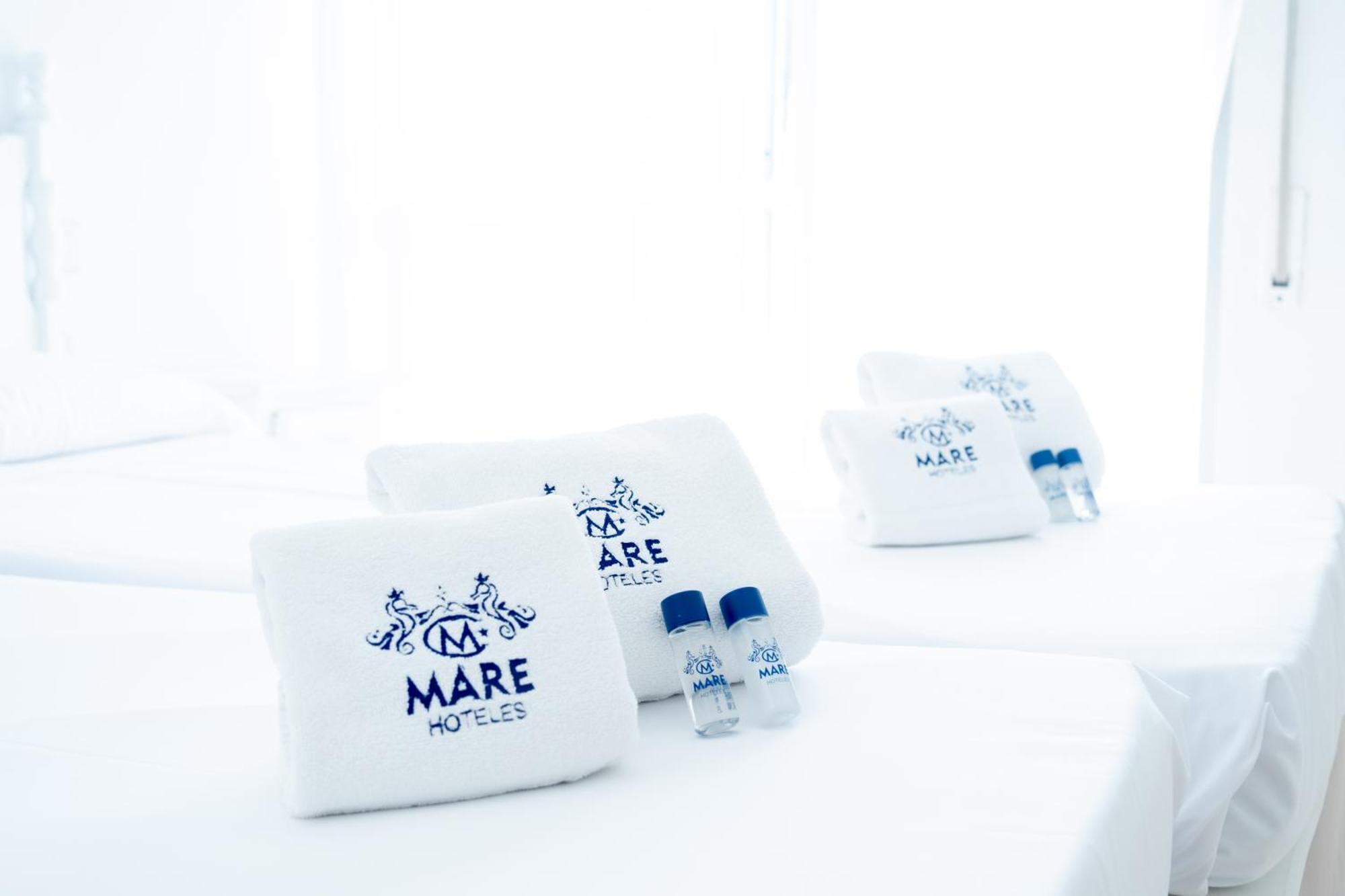 Mare Estepona Hotel Exterior photo
